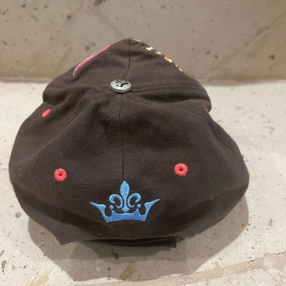 Heart Queen Hat- Women’s - Picture 5 of 9